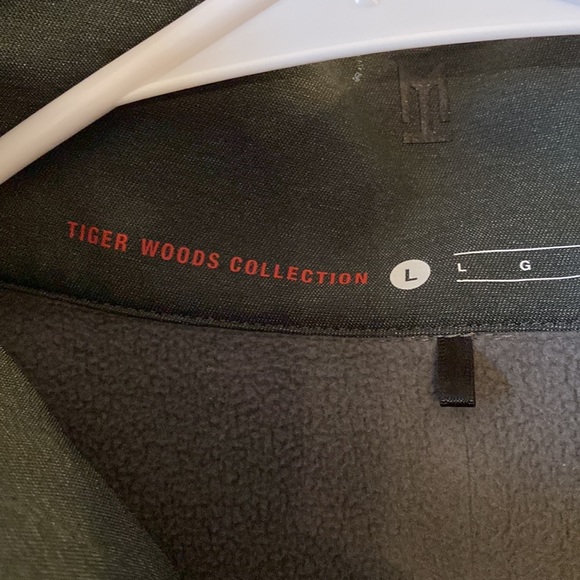 Nike March Madness pull over - Picture 3 of 3